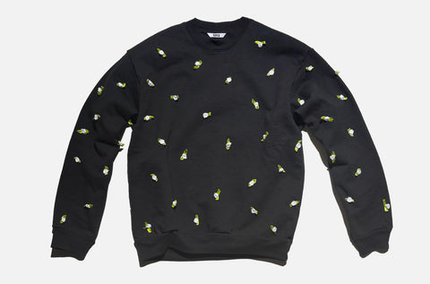 Buds Top ~ White on Black
